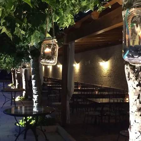 Отель Parco Delle Rose Сан-Джованни-Ротондо